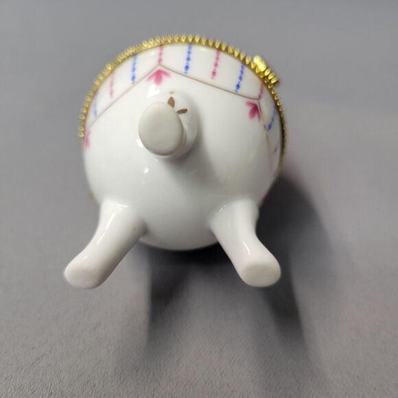 Porcelain Footed Hinge Trinket Decorated Egg Floral White Pink Purple 3.75" x 2" - Picture 9 of 12